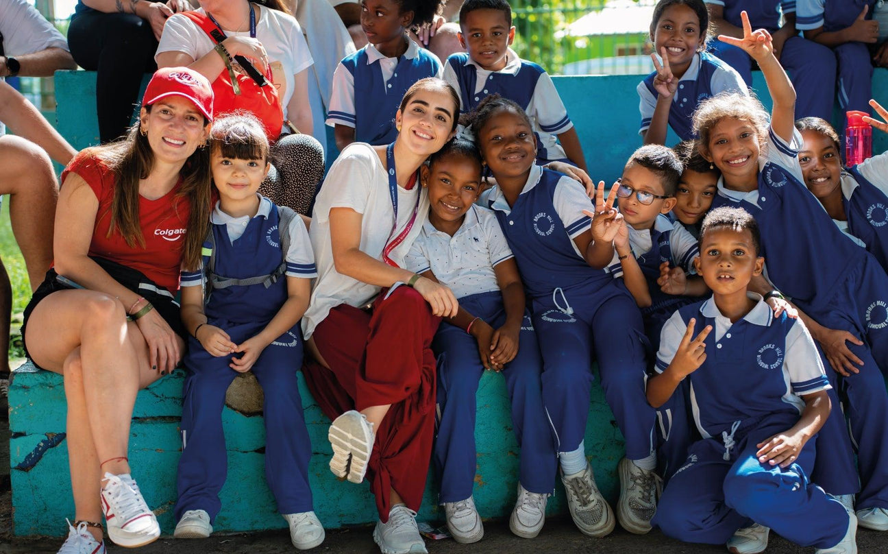 donaciones a niños de escuelas en san andres